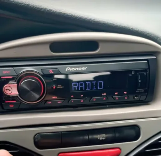 Aparelho está novinho, Am/FM/Aux/bluetooth