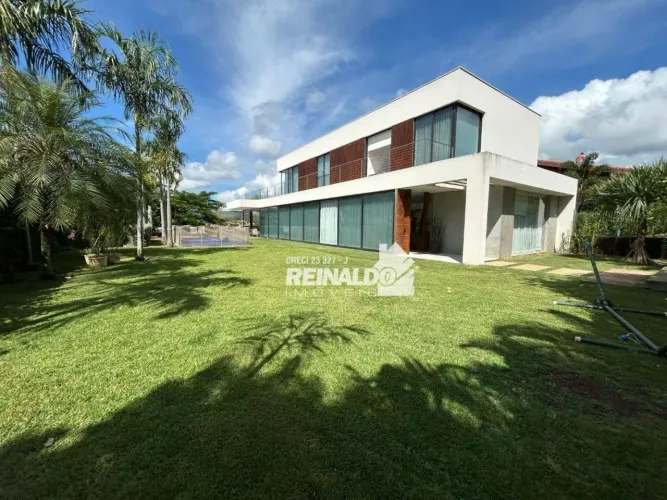 Casa com 3 dormitórios à venda, 472 m² por R$ 3.950.000,00 - Condomínio Ville de Chamonix