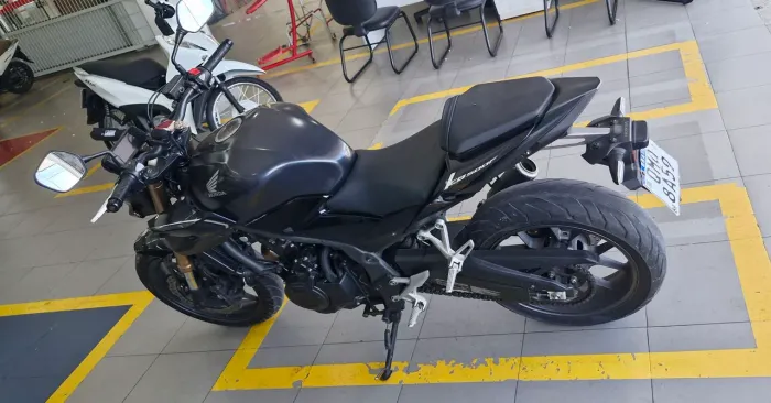Cb500f com abs 2024 moto de procedência