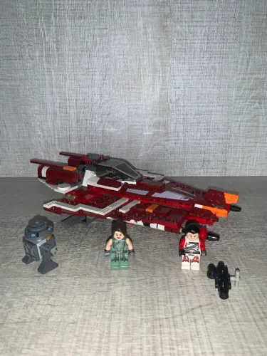 LEGO Republic Striker-class Starfighter - Set.9497 - MINIFIGURAS Satele Shan e Droide T701