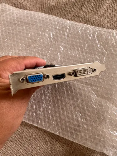 Placa de vídeo NVIDIA GeForce 210 1Gb MSI N210-MD1G/D3