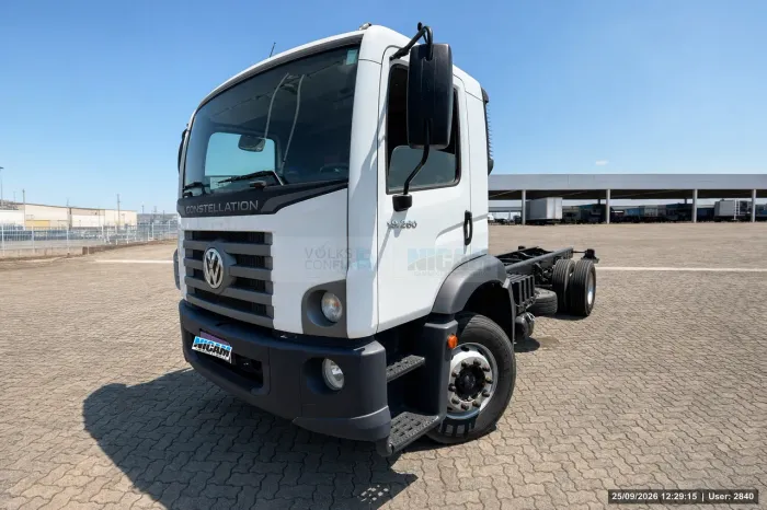 Caminhão VOLKSWAGEN 18-260 Constellation 4x2 2p (diesel)(E6) 2022