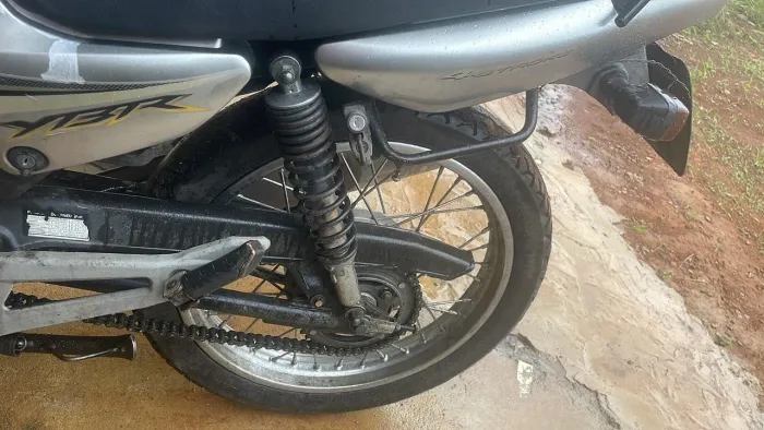 Vende-se moto aceito proposta 