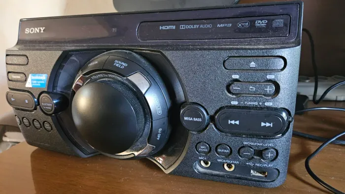 Minisystem Sony HCD-M80D 2.1 com DVD