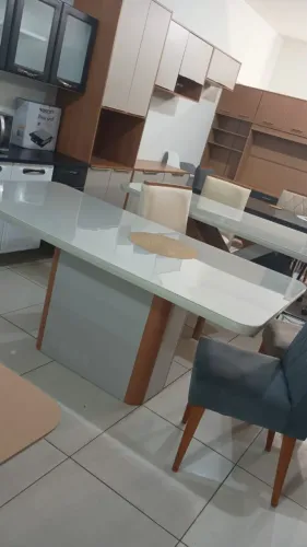 mesa de jantar 6 cadeiras disponivel com entrega Grátis