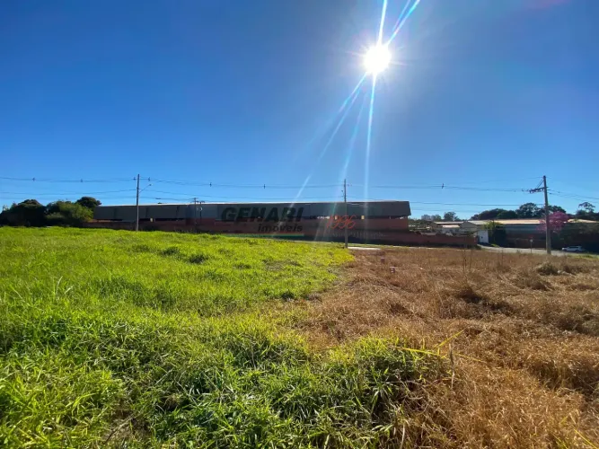 Terreno à venda no Comercial Bortoletto, Indaiatuba - SP