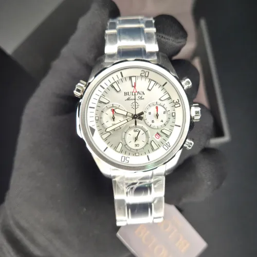 Relógio Bulova Marine Star Chronograph (96B256) Mostrador Branco Metálico - NOVO