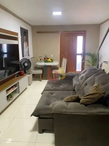 VENDO CASA NO CENTRO