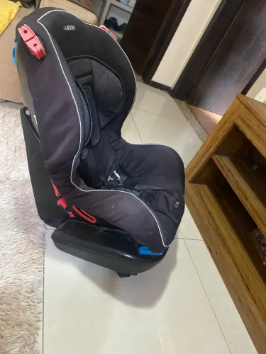 Cadeira infantil ótima e segura
