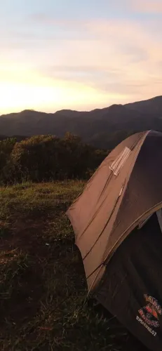 Barraca de Camping Trilhas e Rumo + Brindes