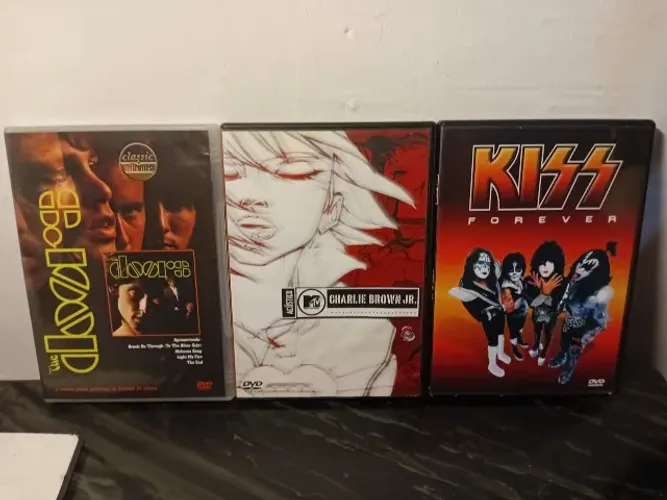 Dvds The Doors Kiss Charlie Brown jr