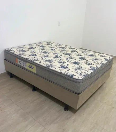 Cama Box casal com colchão espuma 