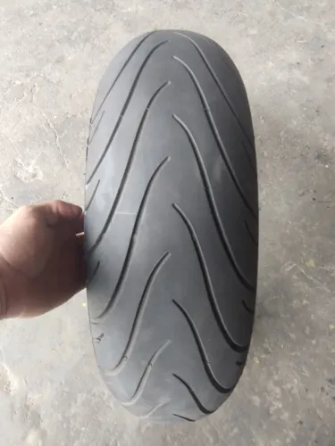 Pneu Michelin 180 55 R17 * Traseiro * moto alta cilindrada