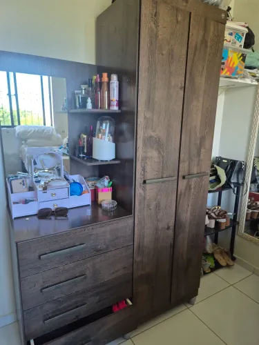 Guarda-roupa 