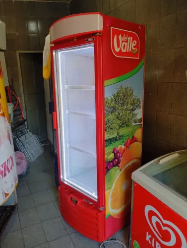 Geladeira cervejeira espositora
