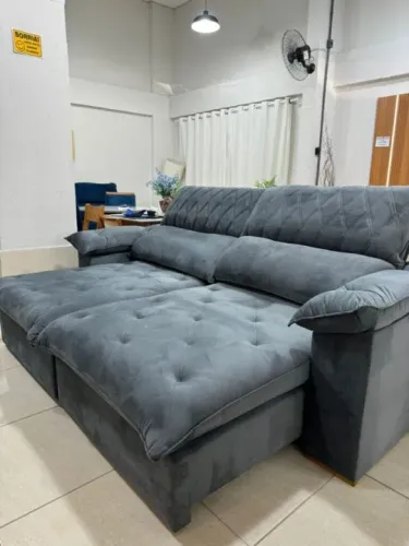 Sofá Retrátil e Reclinável Arezzo 2,50 m Veludo Grafite - ARJAN DECOR