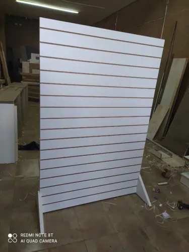 PAINEL CANELATADO EXPOSITOR NOVO - MDF