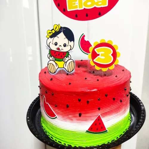 Bolo de melancia para aniversário