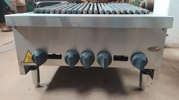Charbroiler Deguste CGG60 Venancio a gás