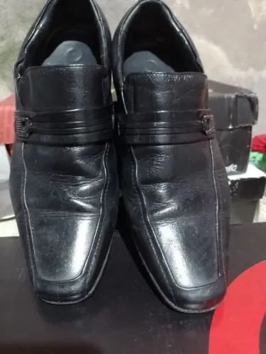 Sapato masculino social de couro numeração 38