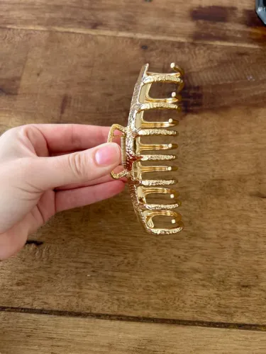 Grampo de cabelo em metal 