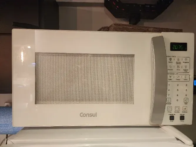 Micro-ondas CONSUL CMS46ABBNA