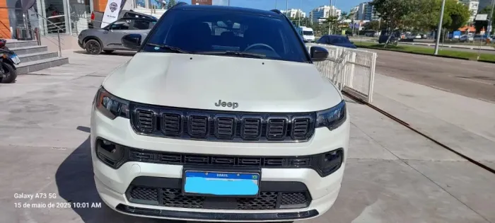 COMPASS 2.0 HURRICANE 4 TURBO GASOLINA BLACKHAWK AT9 - 2025