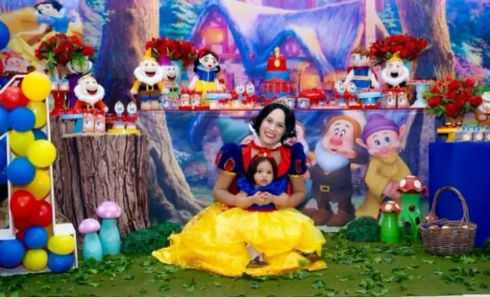 Leve a Branca de Neve para o seu evento ! 