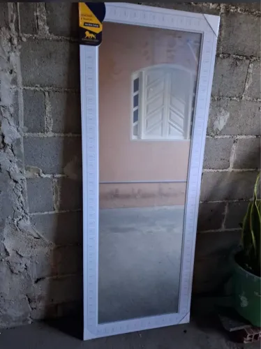 Espelho de Parede Decorativo com Moldura Branca novos