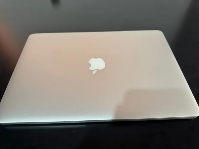 MacBook Pro 15 inch - Retina Late 2013 - 16GB RAM + SSD - i7 Quad-Core