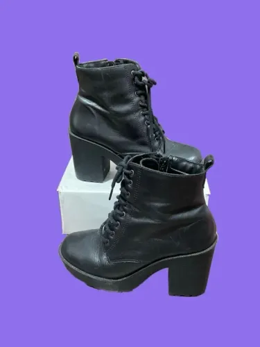 Bota Coturno Corello Preta de Salto Grosso