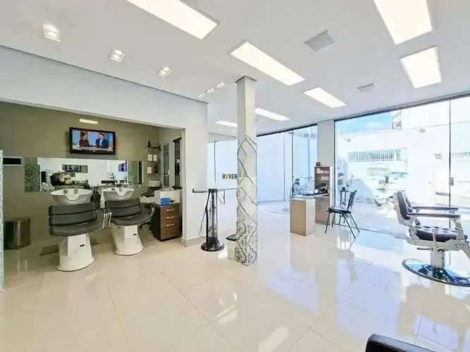 Ponto Comercial no Santa Inês com Água e IPTU Inclusos: A Oportunidade que Você Esperava!
