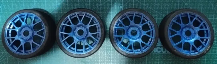 Jogo De Rodas STC na cor Azul com Pneus, escala 1/8, Hex 17mm largura 4cm On-road Rc