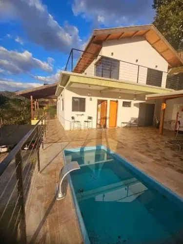 Sobrado com 2 dormitórios à venda, 300 m² por R$ 1.590.000 - Santo Antônio do Pinhal/SP
