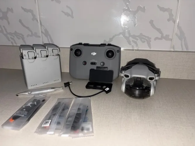 DJI Mini 3 com bolsa e todos acessórios!