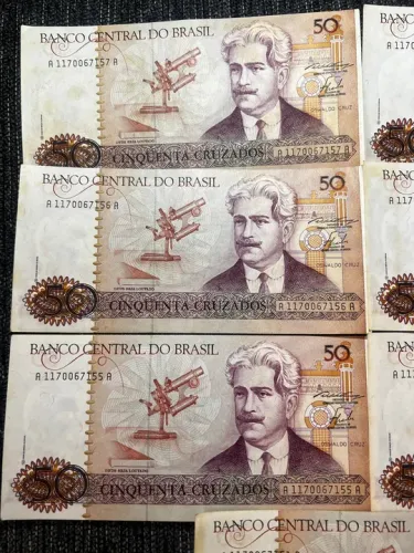 Lote 7 notas sequenciais de 50 Cruzados - Banco Central do Brasil