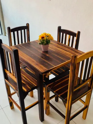 Conjunto Mesa de Jantar 4 Cadeiras Madeira Maciça