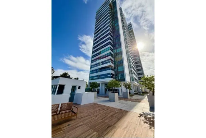 Luxo à Beira-Mar, 4 quartos, em Guaxuma, Maceió!