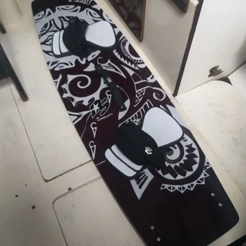 Prancha kite wakeboard