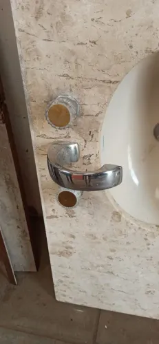 Cuba e Pia de Banheiro em Mármore