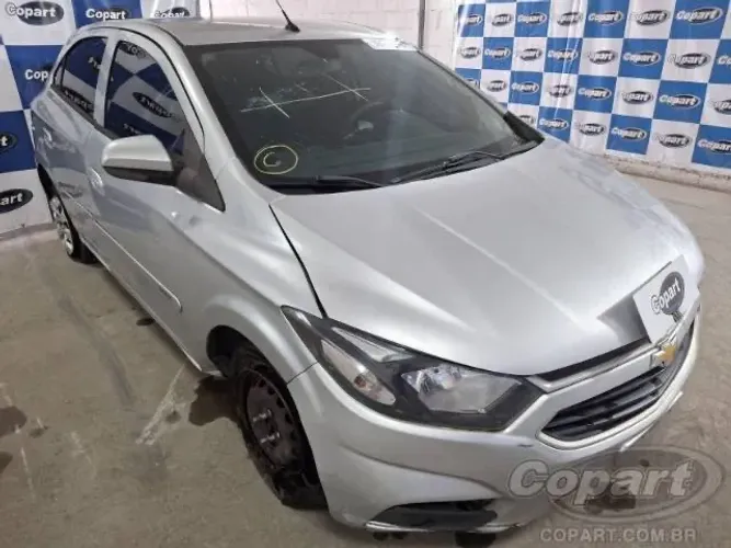 Peças onix 1.0 lt sucata 