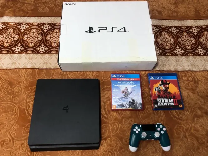 Playstation 4 Slim 1 TB + 1 controle e 2 jogos de brinde