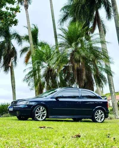 Chevrolet Astra 2.0/ CD/ GLS 2.0 MPFI 16V 3P 2000