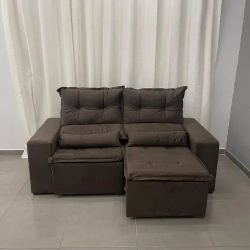 Sofá Retrátil e Reclinável Becan