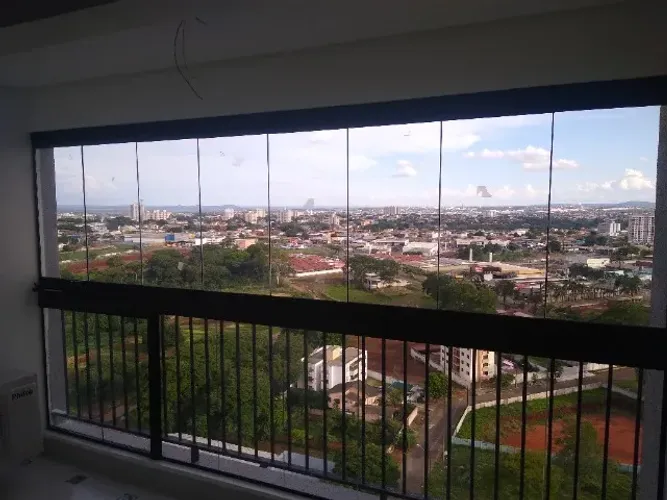 Manutenção de cortina de vidro, espelhos, portas, janelas blindex, box e reformas em geral