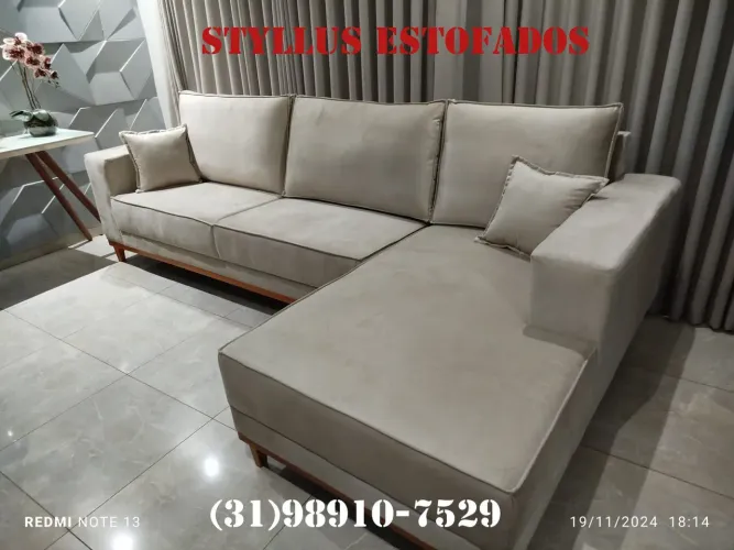 Sofá de canto elegante e confortável