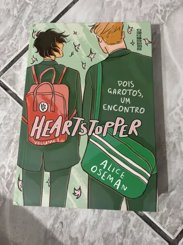 Livro heartstopper