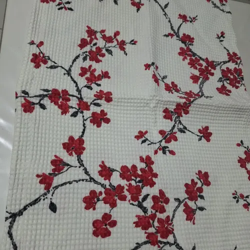 Jogo de cama casal king Floral. Acompanha 2 fronhas.