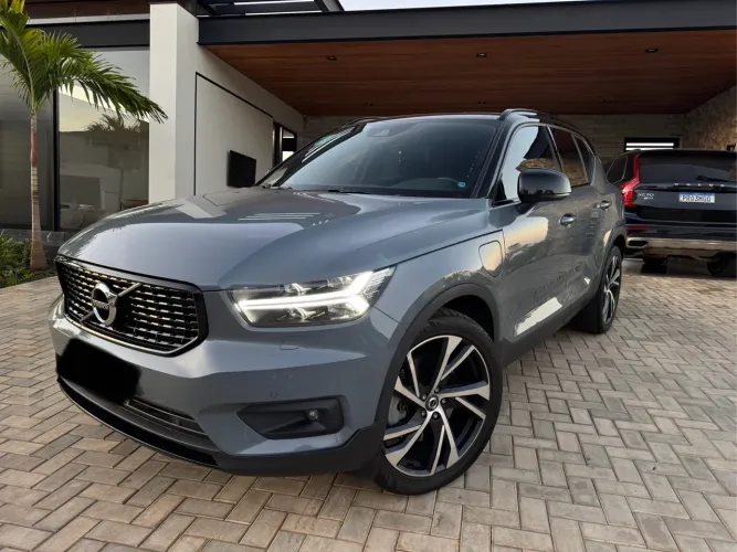 Vendo Volvo Xc40 T5 Recharge Rdesing 2021