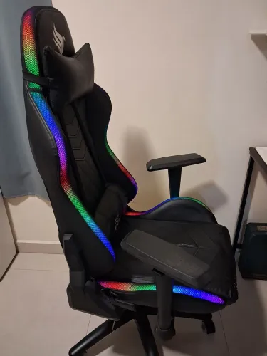 Cadeira Gamer com RGB Pichau